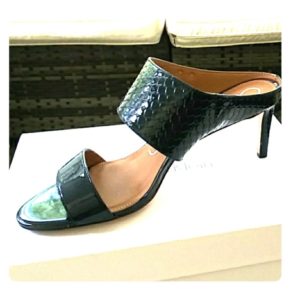 Calvin Klein Shoes - Calvin Klein